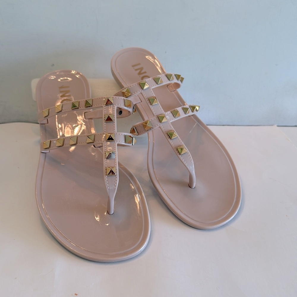 INC sandals beige neutral gold stud detail thongs summer bling